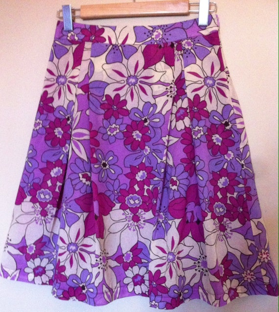 On Sale Floral skirt purple skirt vintage skirt short