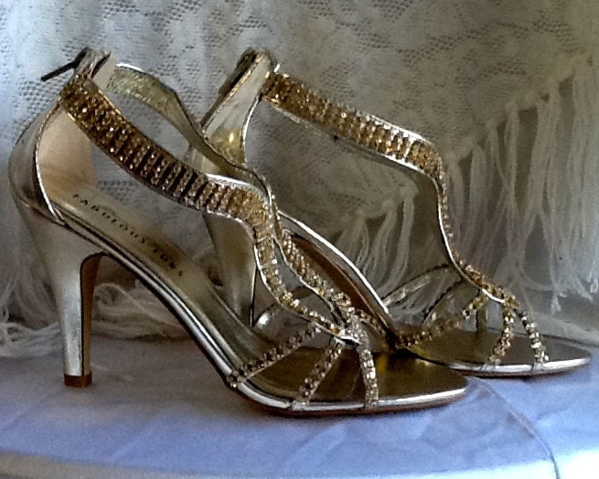 Perfect party shoes.Fantastic Gold Evening shoes By Fabulous