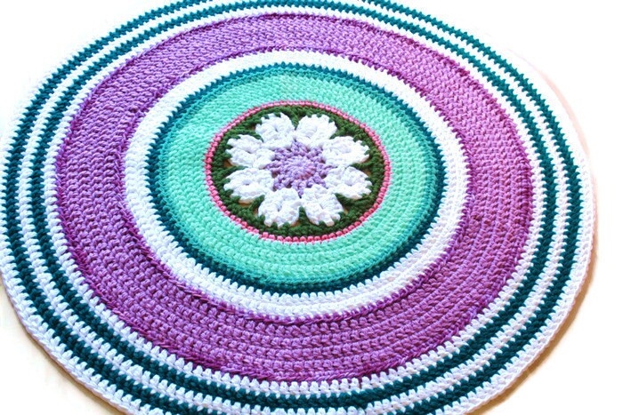 Modern Crochet Rug Flower Medallion 39 inch Teal & Radiant