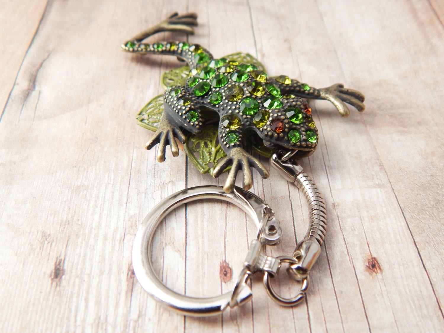 Frog Keychains Frog and lily pad Key Chain Car Accessories