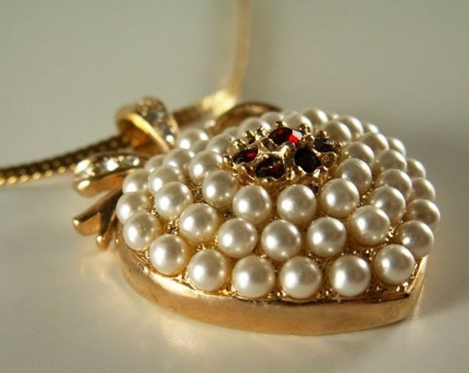 Storewide 25% Off SALE Vintage Charming Monet Pearl Heart Pendant with Rhinestone Trimmed Bale on Goldtone Chain
