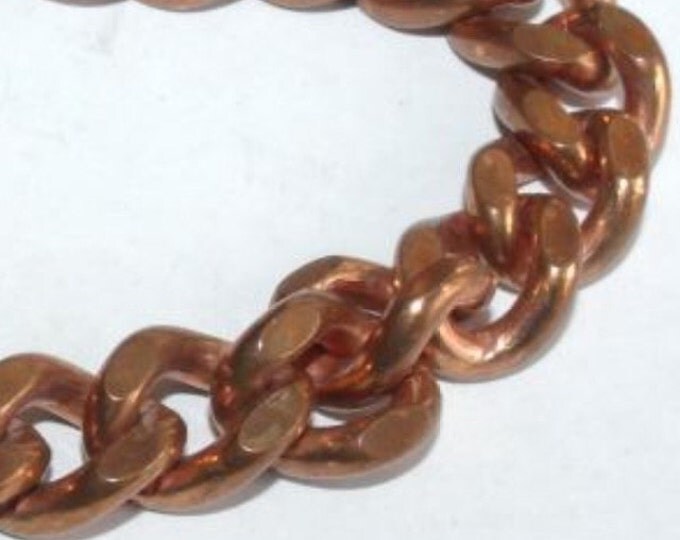 Storewide 25% Off SALE Beautiful Vintage Interlocking Chain Link Heavy Solid Copper Bracelet in Unique Masculine Style