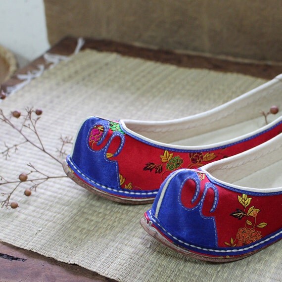 Korean traditional handsewn Shoes Handmade Authentic Women