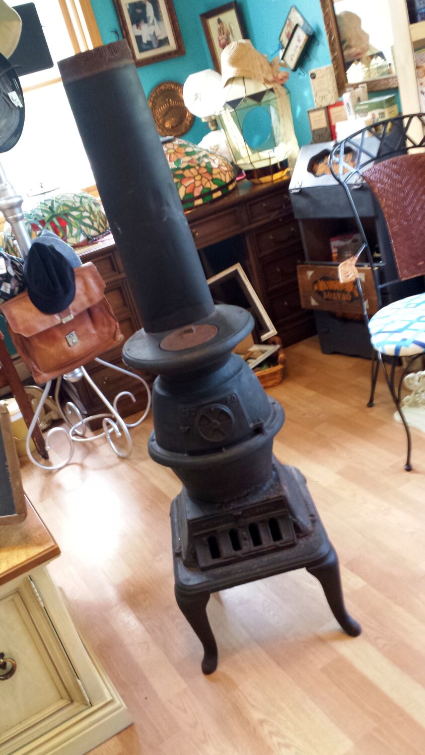 Antique Atlanta Stove Works No 60 Cast Iron Pot Belly Stove