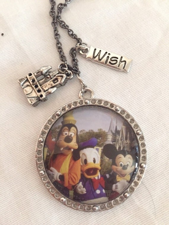 Handmade Walt Disney World charm pendant by ABeautifulHorizon