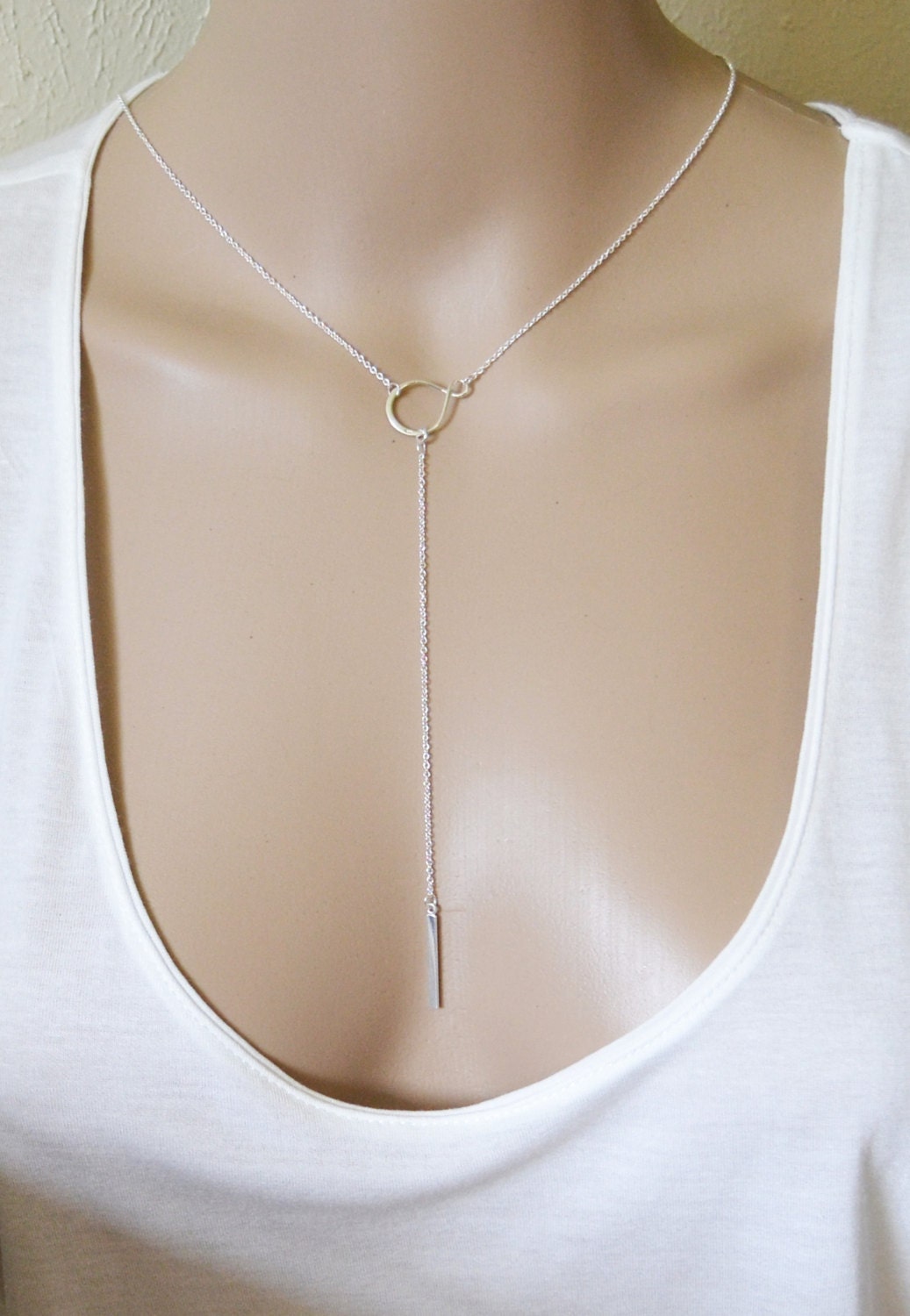 Silver Bar Cleavage Necklace Infinity Pendant by GoldBarNecklace