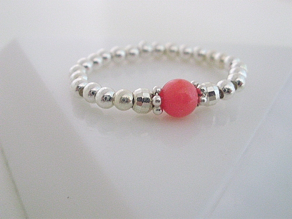 Ladies Stretch Ring 925 Sterling Silver & Coral Bead Ring for