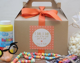 Set of 6 - Kids Wedding Boxes - ANY COLOR // Kids Wedding Favor Box // Kids Wedding Kit // Childs Activity Box // Rustic Dots label