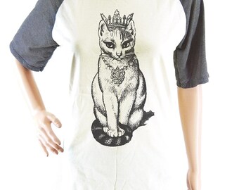 cat with crown shirt