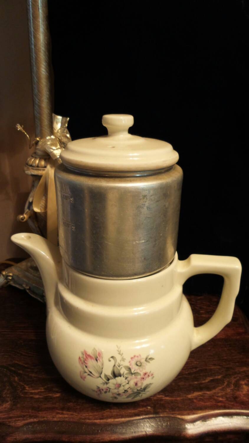DripOLator Coffee Pot by Enterprise Aluminium Company©