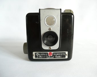Vintage Kodak Brownie Hawkeye Camera Flash Model
