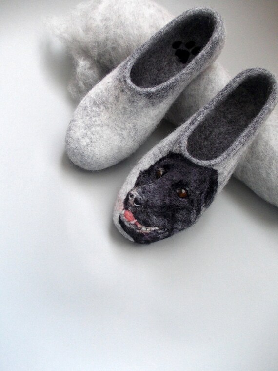 personalized house slippers personalized felted slipperslabrador retriever by shimafelt personalized house slippers personalized felted slipperslabrador retriever by shimafelt