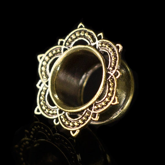 Brass lotus ear tunnel 6mm2g. plugs gauges.2g tunnel.tunnel