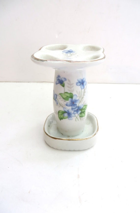 Vintage Floral Toothbrush Holder White By Divinediscoveries