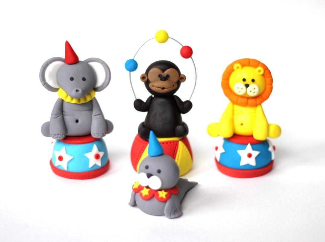  Circus  fondant cake  topper  set This fondant circus  animal 