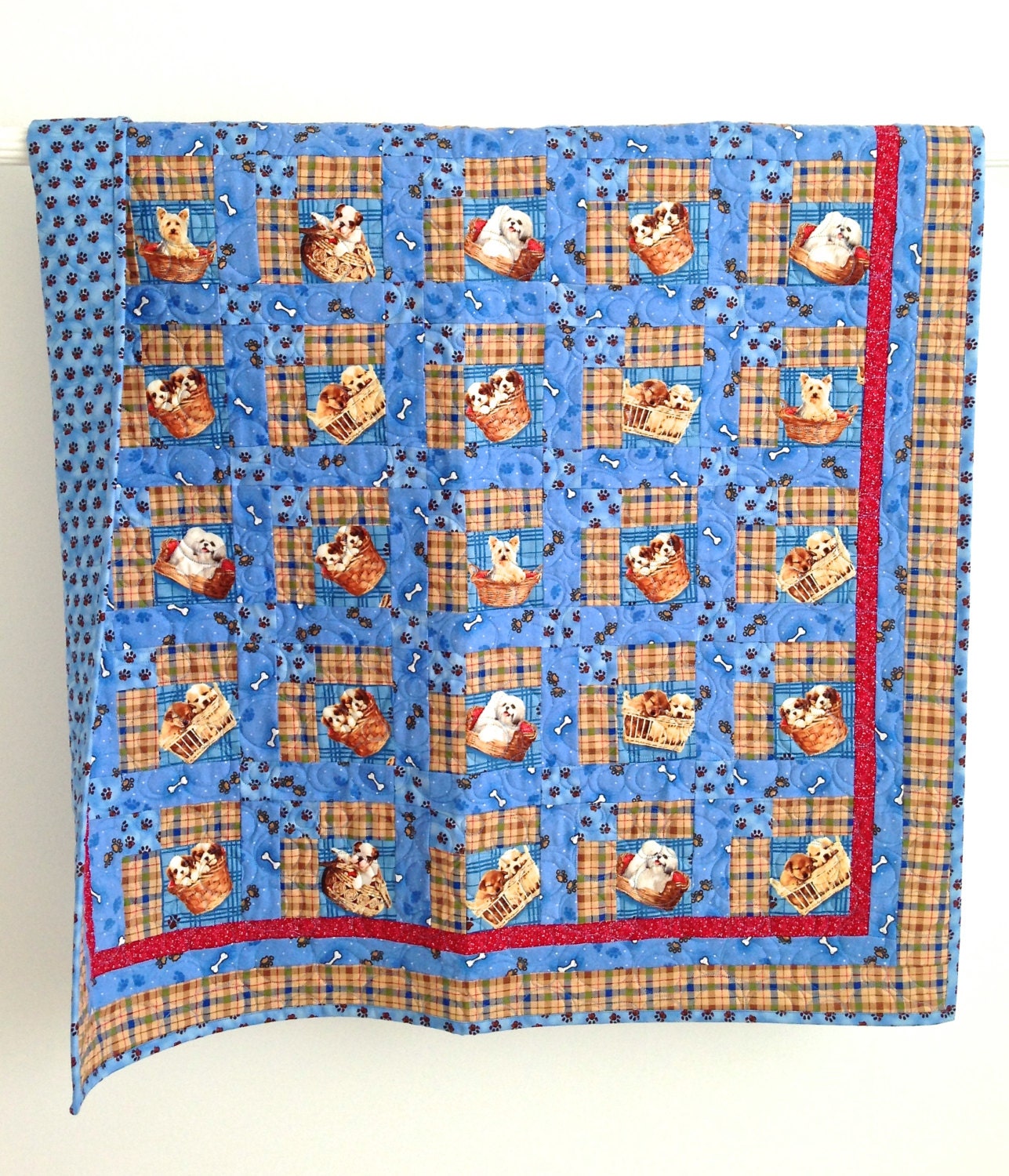 baby-quilt-featuring-puppy-dogs