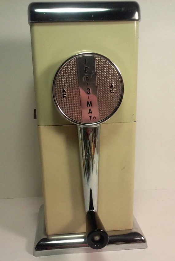 Vintage ice crusher. by redrummagesales on Etsy