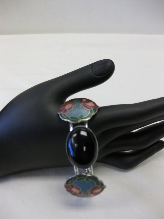 Items similar to Cuff bracelet featuring onyx cabochon and vintage
