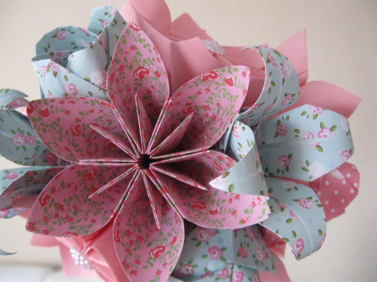 small ball flower origami Paper Wedding Blue Pink Etsy by Origami bouquet on flowers Palisya