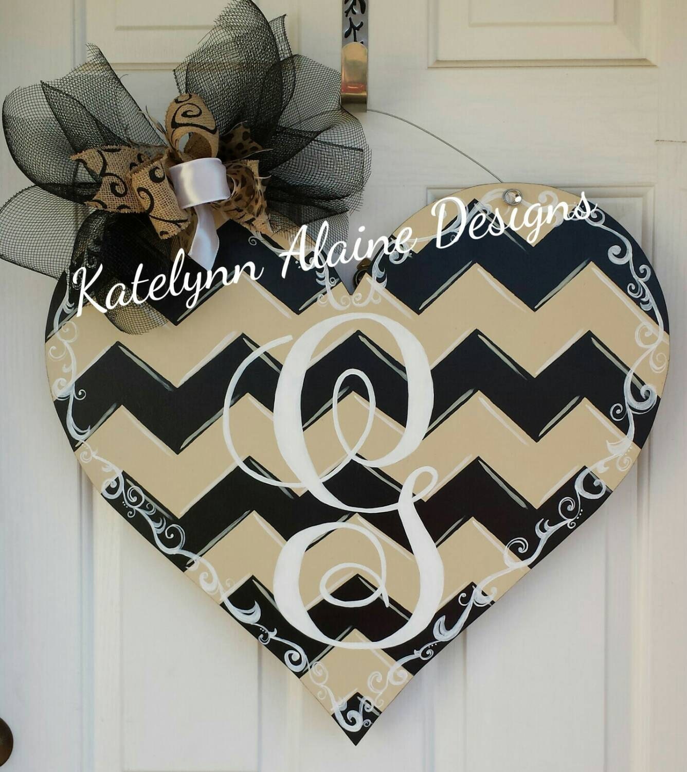 Hand Painted Heart Door Hanger by KatelynnAlaineDesign on Etsy