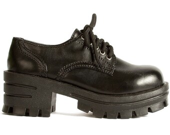 FREE SHIPPING! 90s Deadstock Chunky Black Platform Shoe