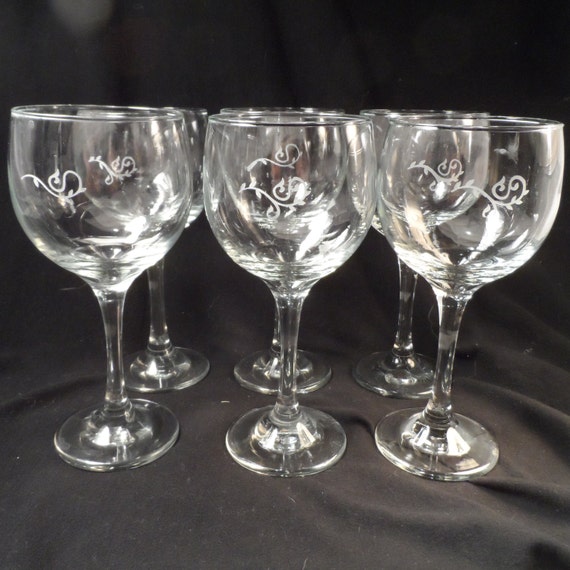 Set Of Wine Glasses-6 Etched Clear Wine Glasses by BCScollectibles