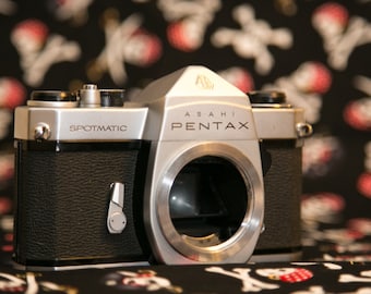 Items similar to RARE Pentax Asahi Auto Takumar 55mm 1:2.2 lens w/ Caps