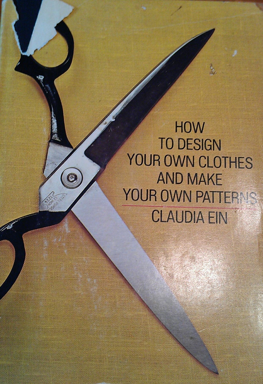 Vintage 70s How to Design Your Own Clothes and Make Your Own