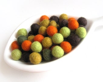 Felt Balls Fall Color Mix - 50 Pure Wool Beads 10mm (W200B)
