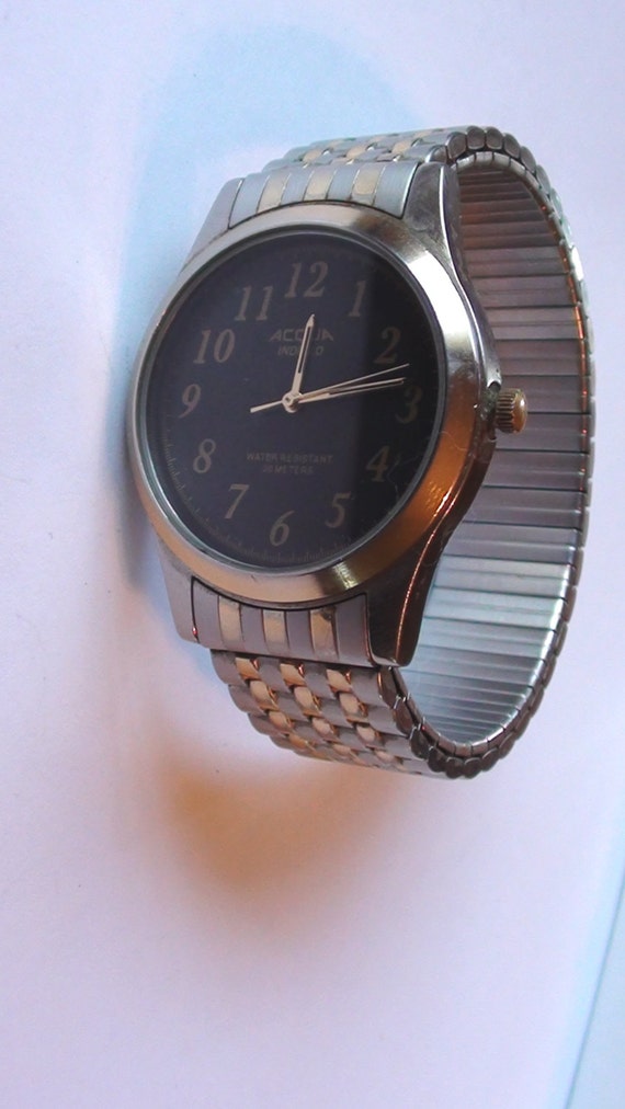 acqua indiglo watch