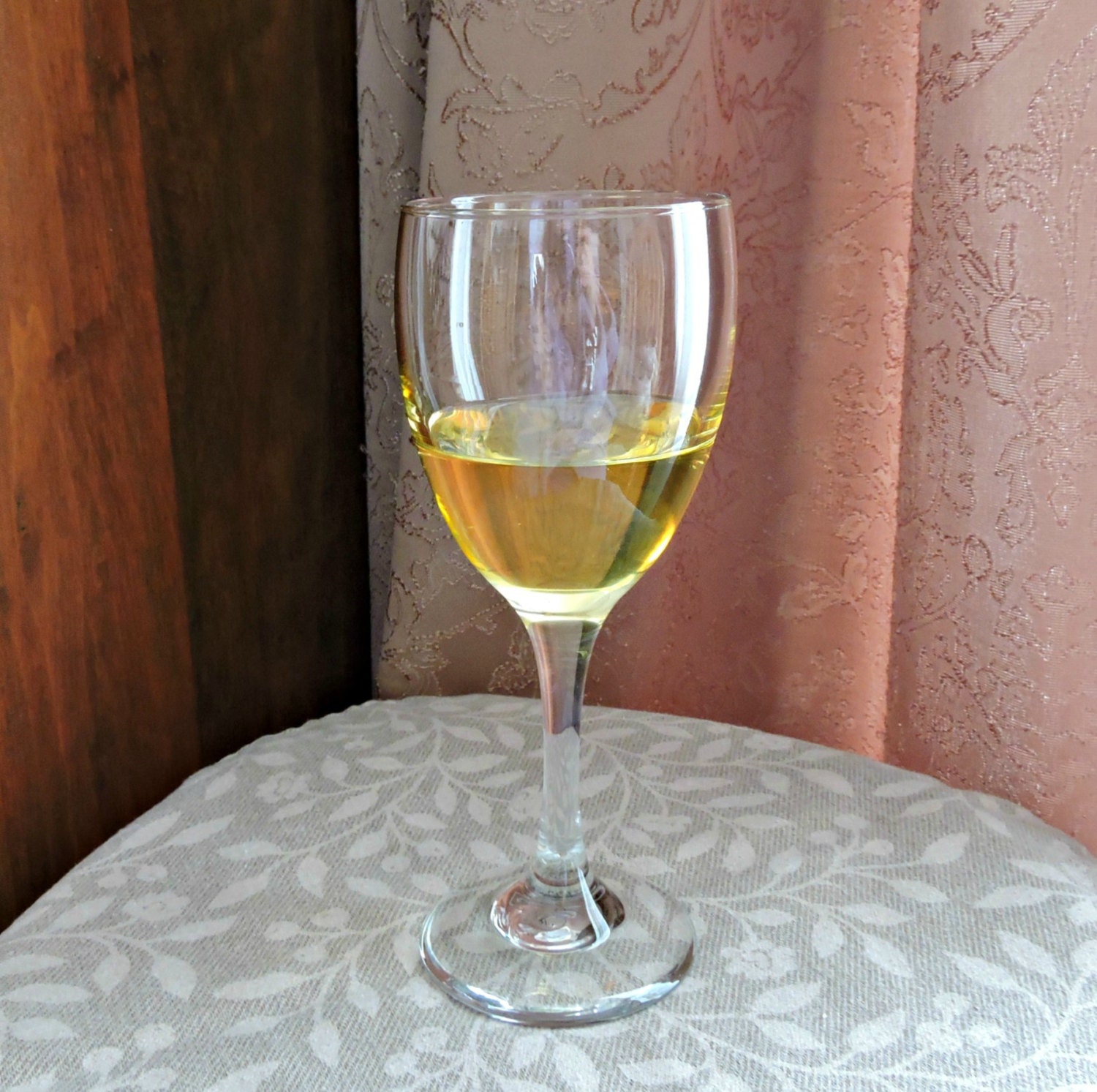 Fake 7.5 Glass of White Wine Chardonnay Faux Food Drink