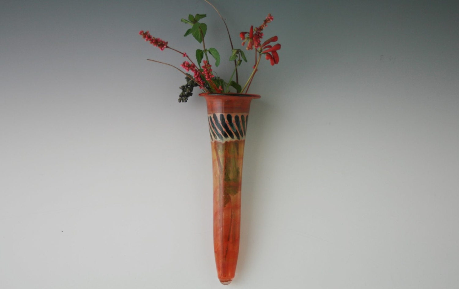 Wall Vase Blown Glass Wall Pocket Flower Bud Vase Hanging