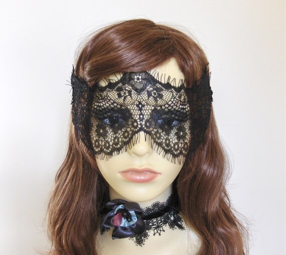 Black lace mask Lace veil Masquerade mask. by talulahblue on Etsy