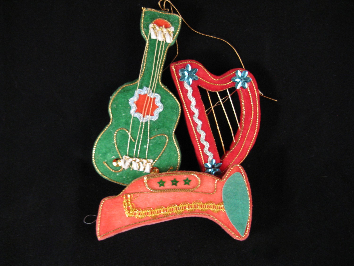 1950 s flocked ornaments musical instruments by cricketcapers 1950 s flocked ornaments musical instruments by cricketcapers