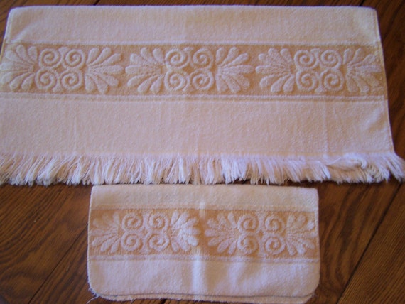 Vintage Cannon Towel Set Ivory Monticello Bath Towel & Wash