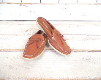 Items similar to Vintage Shoes Mens G.H Bass and Co Brown Leather Slip ...
