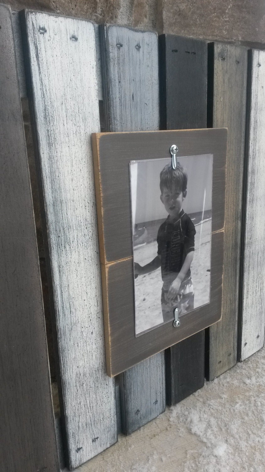 Wood pallet picture frames Repurposed wood pallet Wood