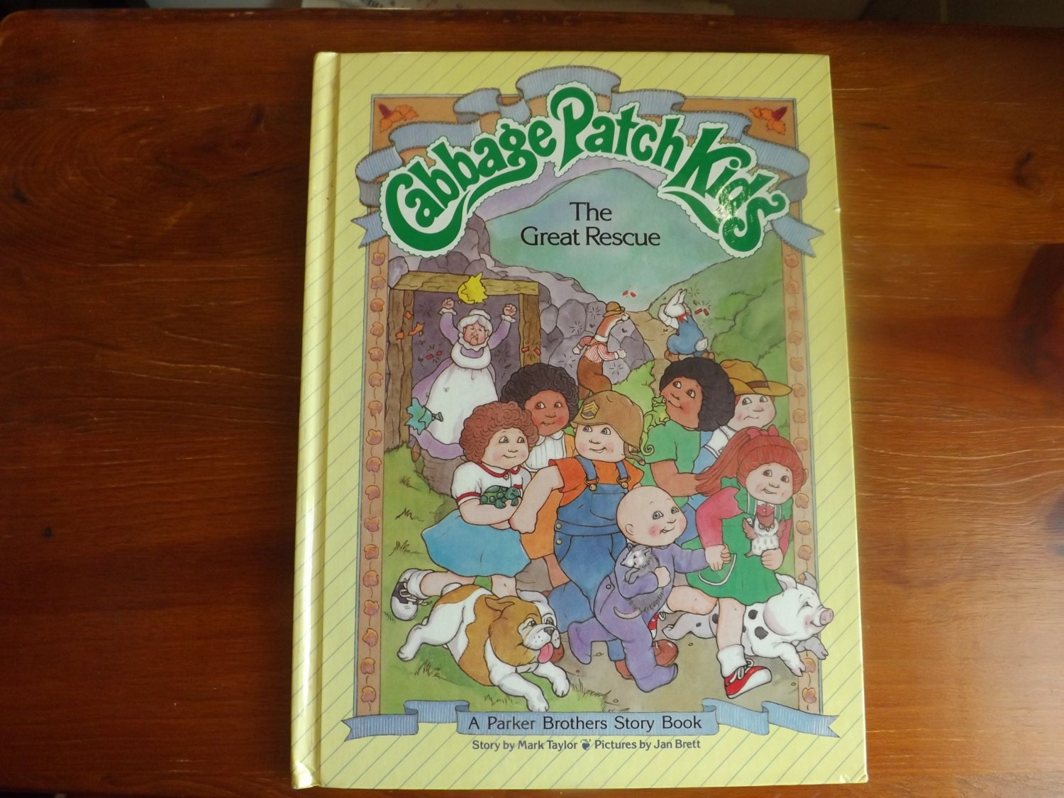 Cabbage Patch Kids Book. Vintage Cabbage by SeptemberButterfly