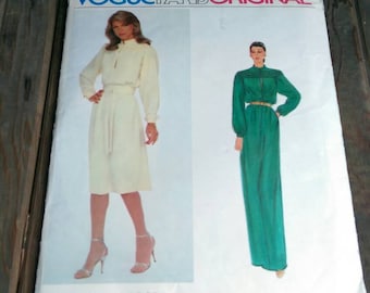 Vogue Paris Original Nina Ricci Pattern 2352 Uncut Factory Fold Original Instructions