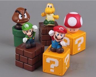Super Mario Bros CAKE TOPPER Luigi Yoshi Goomba 5 Figure Set Birthday Party Cupcakes Mini Figurines Nintendo * FAST Shipping *