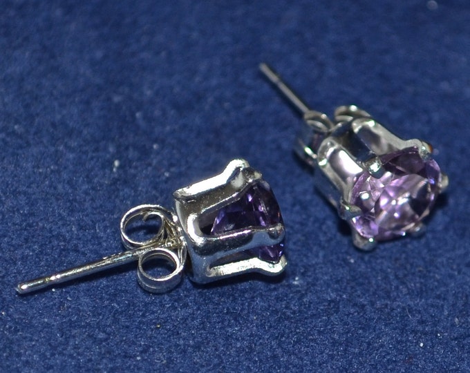 SALE Amethyst Studs, 6mm Round, Natural, Set in Sterling Silver E702