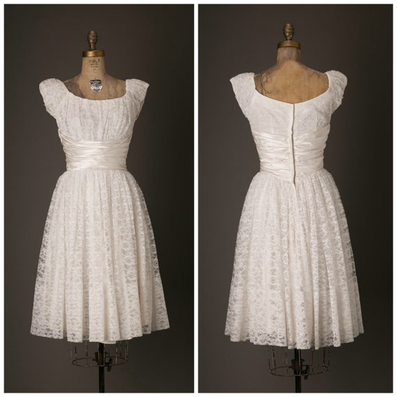 1950s White Knee Length Wedding Dress Lace by BloomersAndFrocks