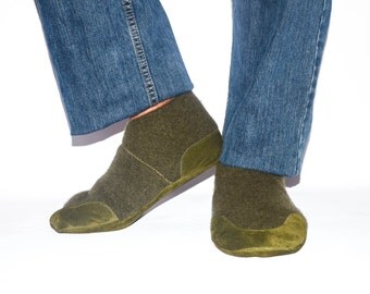 Mens Wool Slippers with Suede Leather Soles, Men Cashmere Shoes, Eco-friendly Men Cashmere Socks. Men size 6.5 -16