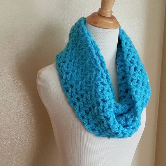 Miranda chunky Crochet infinity scarf, blue, aqua, cowl, neckwarmer, Crochet scarf, Crochet cowl, infinity scarf, chunky scarf, blue scarf