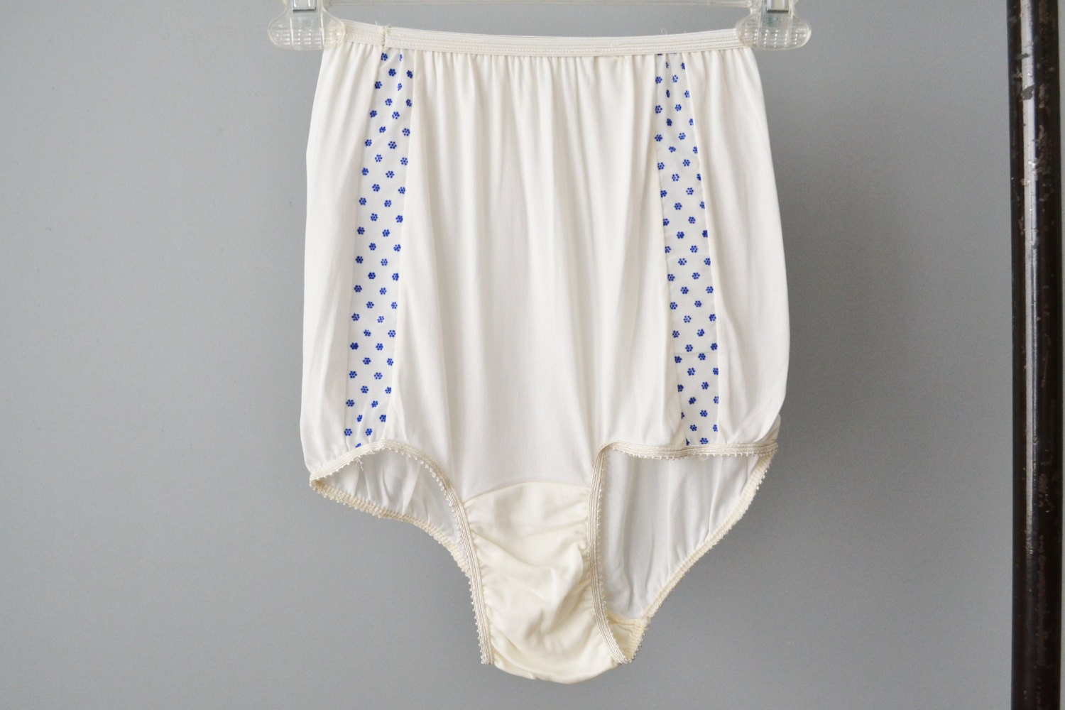 50s/60s Ivory Embroidered Nylon HighWaisted Panties // Never