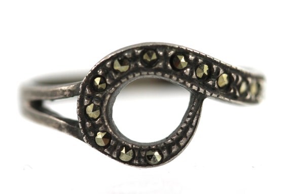 Vintage Sterling Silver  Marcasite Ring