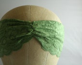 Kelly Green Lace Headband