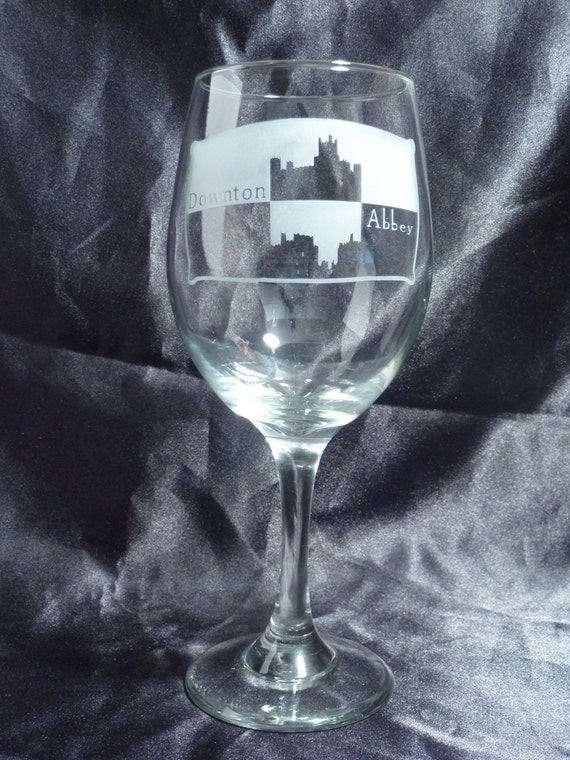 Downton Abbey Wine Glass 20oz