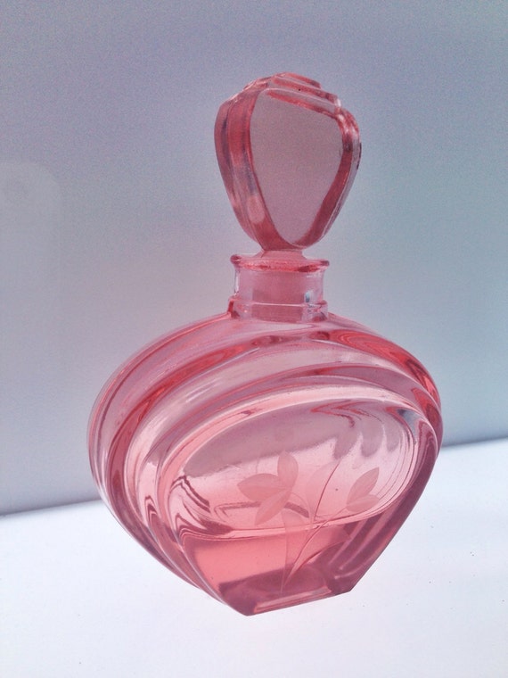 Vintage Pink Glass Perfume Bottle by levomu on Etsy