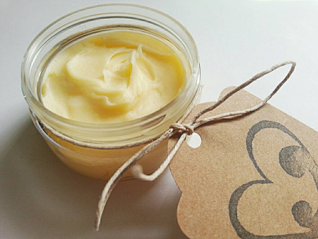 all natural eye cream essential oil eye by BareMamaSkincare